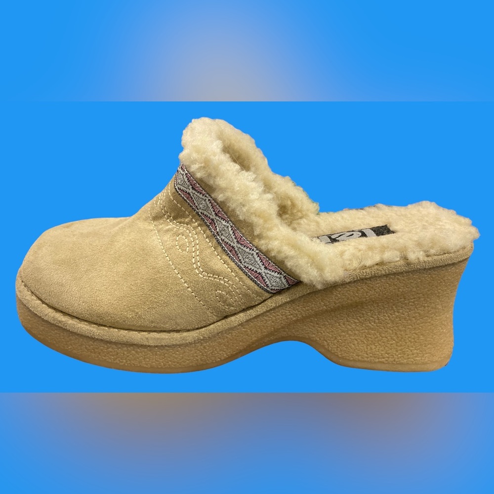 Sherpa lined clogs - Picture 2 of 4